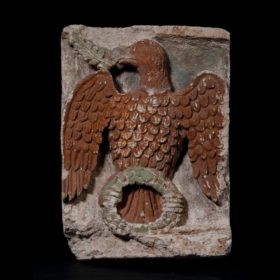 Relieffries mit christlichen Motiven