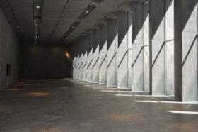 Raum Kunst und Zeit ohne Objekte