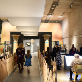 Menschen in der Sonderausstellung